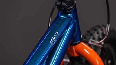 Cube Acid 160 click to zoom image