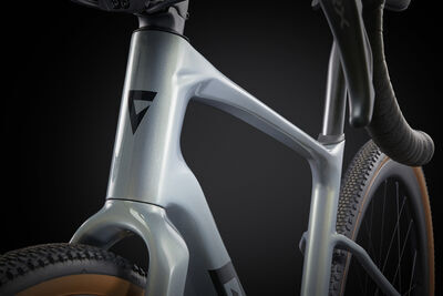 Giant Revolt Advanced 0 click to zoom image